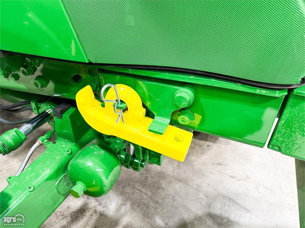 John Deere 6150R AutoQuad Plus 20/20 50 km/h váltó, rugózott الجرارات