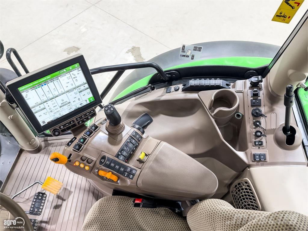 John Deere 6155R DirectDrive 24/24 50km/h váltó, rugózott híd Tractoren