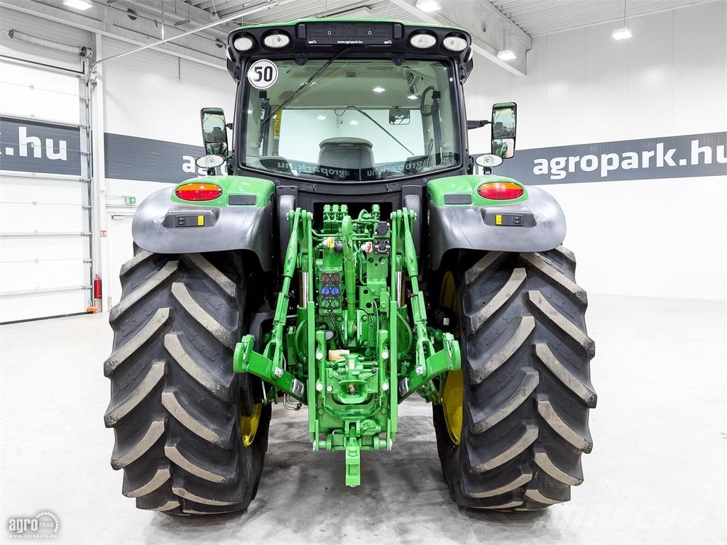 John Deere 6155R DirectDrive 24/24 50km/h váltó, rugózott híd Tractoren