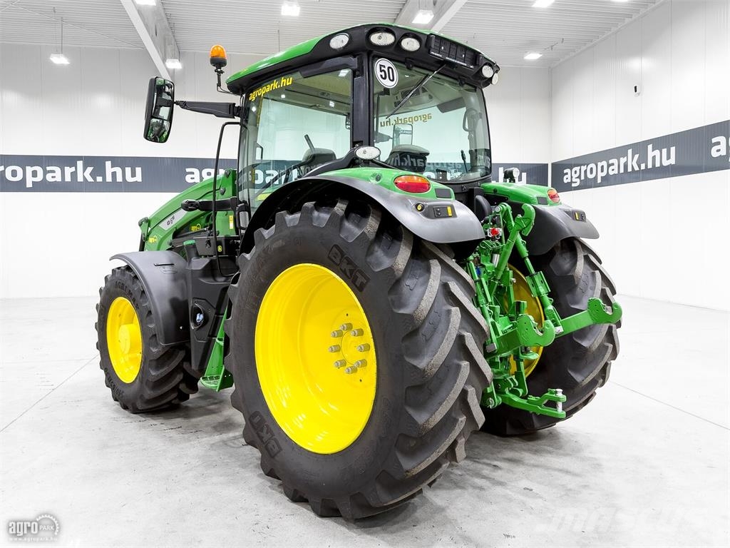 John Deere 6155R traktor, DirectDrive 50 km/h, rugózott híd,  Tractores