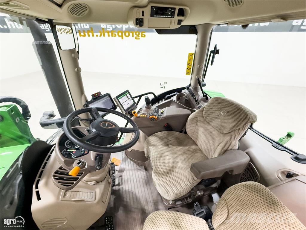 John Deere 6155R traktor, DirectDrive 50 km/h, rugózott híd,  Tractores