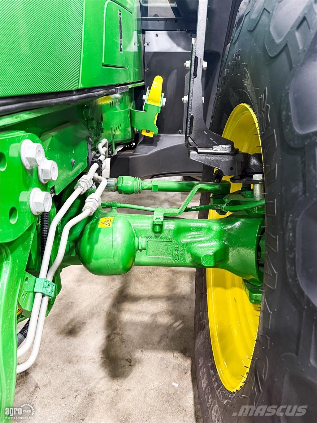 John Deere 6195R DirectDrive 24/24 50 km/h váltó, rugózott hí Traktori