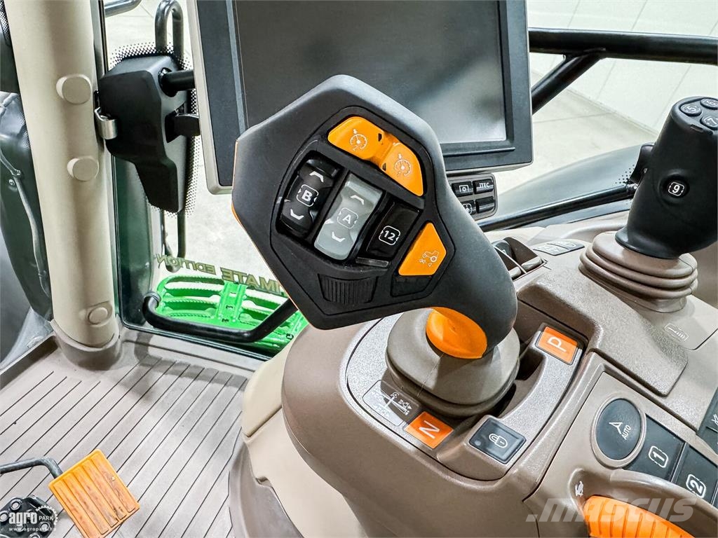 John Deere 6215R AutoPowr IVT 50 km/h váltó, rugózott híd, ru Traktori