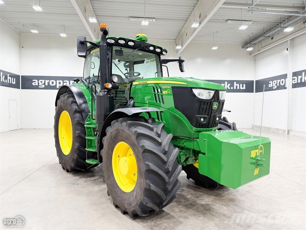 John Deere 6215R AutoQuad Plus 20/20 50 km/h váltó, rugózott  Traktori