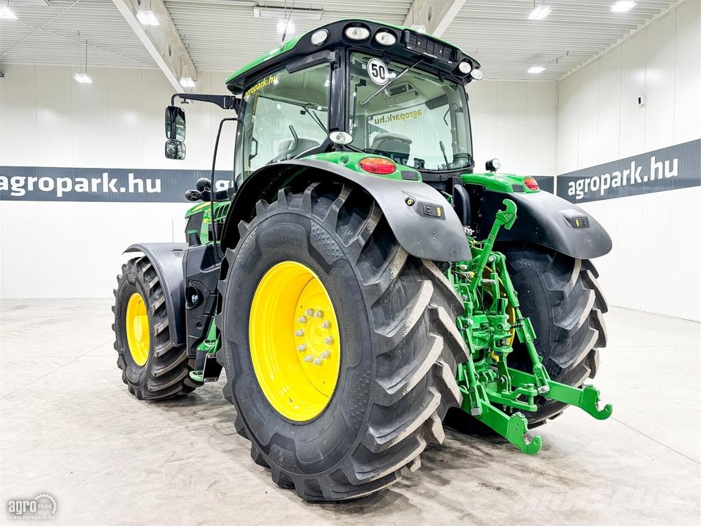 John Deere 6215R DirectDrive Eco 24/24 50 km/h váltó, rugózot Traktori