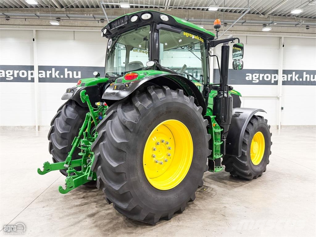 John Deere 6215R DirectDrive Eco 24/24 40 km/h, rugózott híd, Traktory