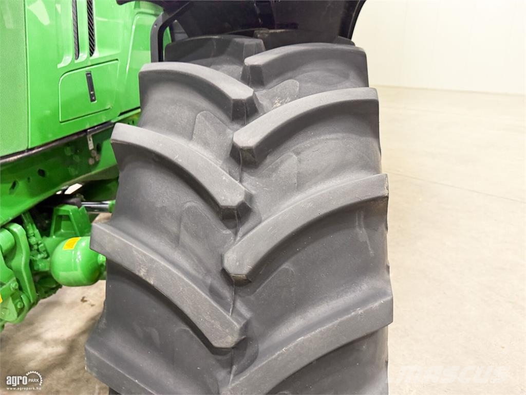 John Deere 6215R traktor, AutoQuad 50 km/h, full RTK, TLS, fü Traktori