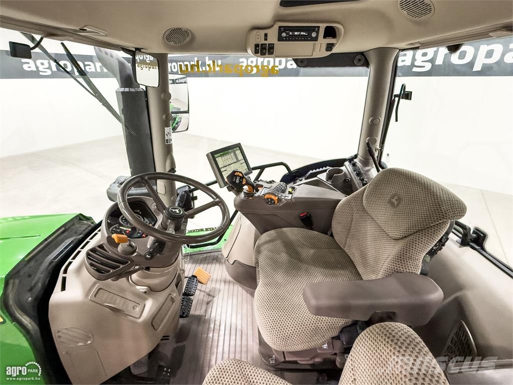 John Deere 6250R AutoPowr IVT 50 km/h, rugózott híd, rugózott Traktori