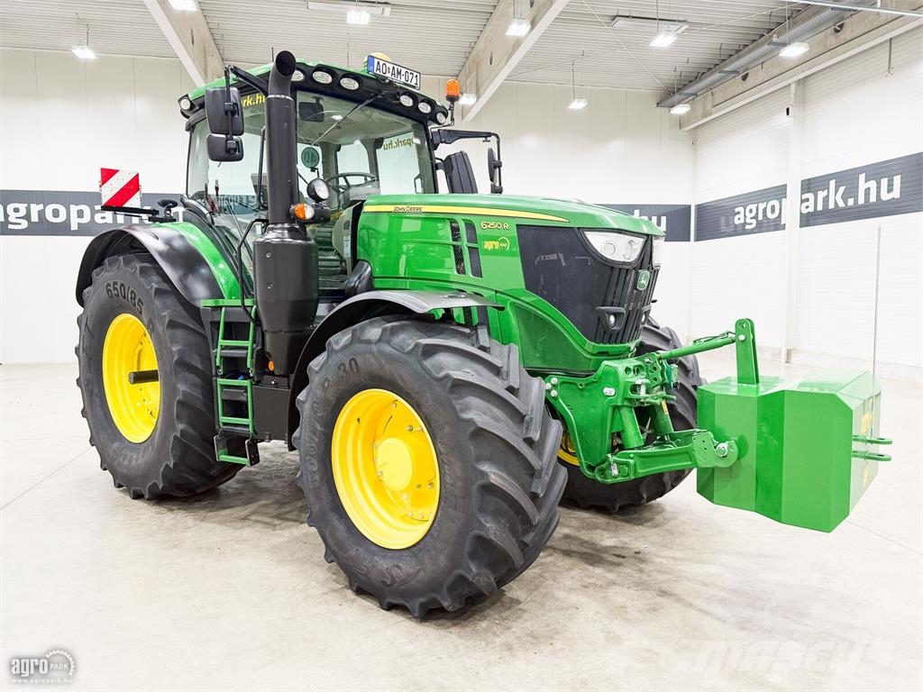John Deere 6250R CommandPro, friss nagyszerviz után, full Aut Tractors