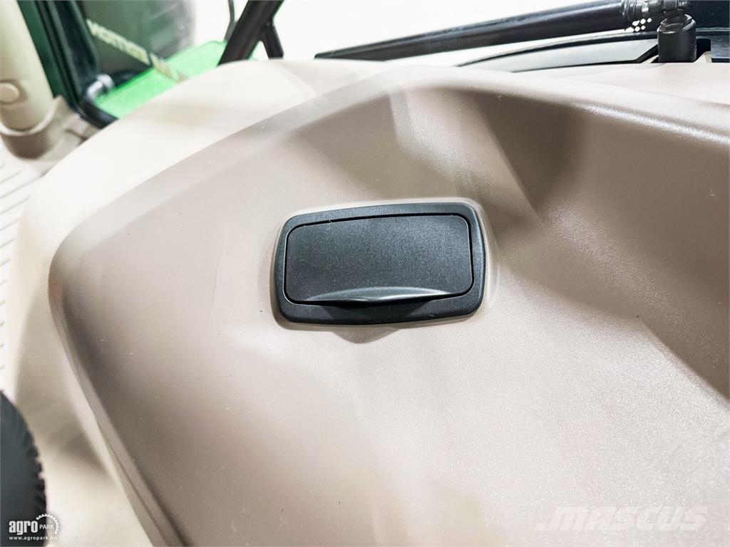 John Deere 6250R CommandPro, friss nagyszerviz után, full Aut Tractors