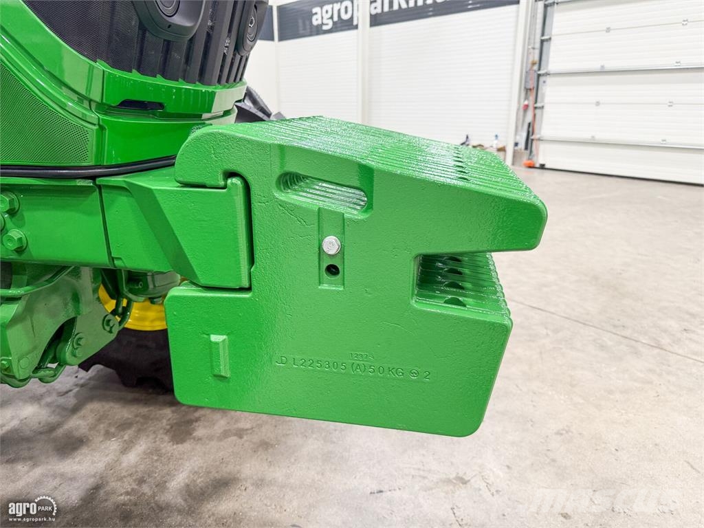 John Deere 6M 155 AutoQuad Plus 20/20 50 km/h váltó, rugózott الجرارات