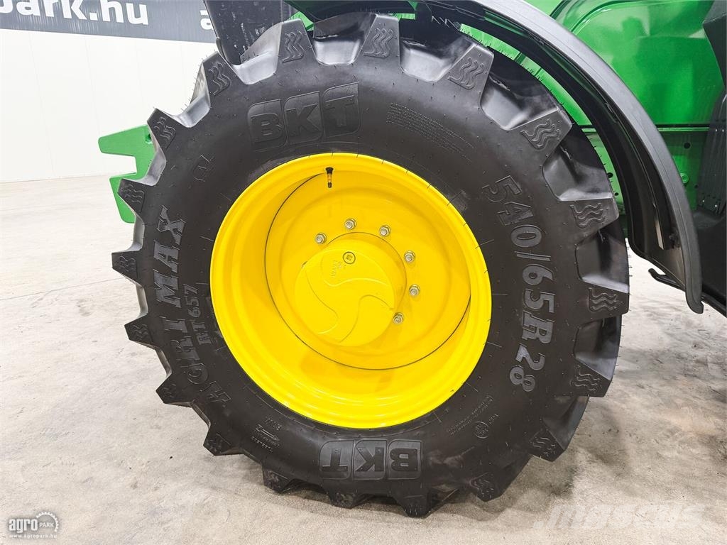 John Deere 6M 155 AutoQuad Plus 20/20 50 km/h váltó, rugózott الجرارات