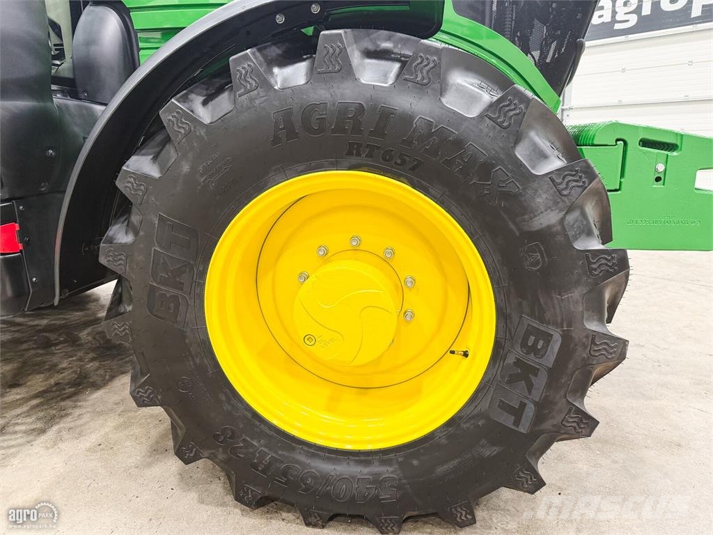 John Deere 6M 155 AutoQuad Plus 20/20 50 km/h váltó, rugózott الجرارات