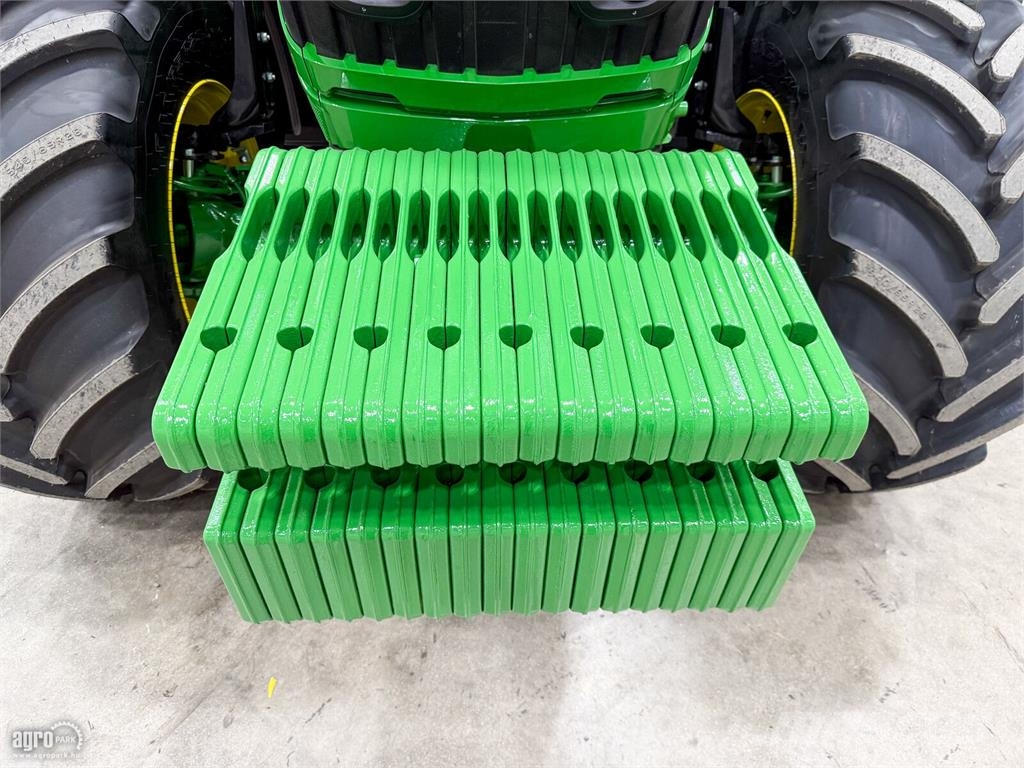 John Deere 6M 155 AutoQuad Plus 20/20 50 km/h váltó, rugózott Traktoren