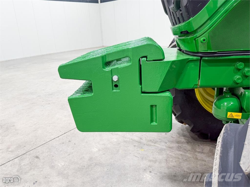 John Deere 6M 155 AutoQuad Plus 20/20 50 km/h váltó, rugózott Traktoren