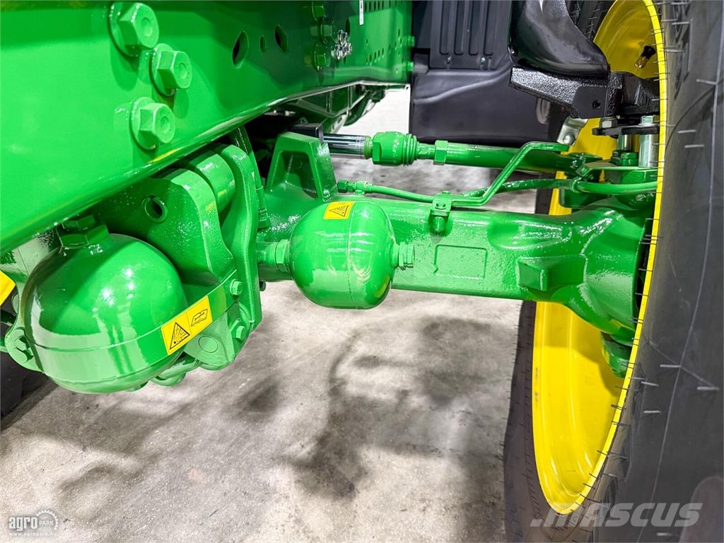 John Deere 6M 155 AutoQuad Plus 20/20 50 km/h váltó, rugózott Traktoren