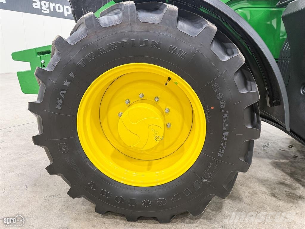 John Deere 6M 155 AutoQuad Plus 20/20 50 km/h váltó, rugózott Traktoren