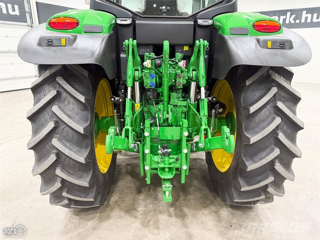 John Deere 6M 155 AutoQuad Plus 20/20 50 km/h váltó, rugózott الجرارات
