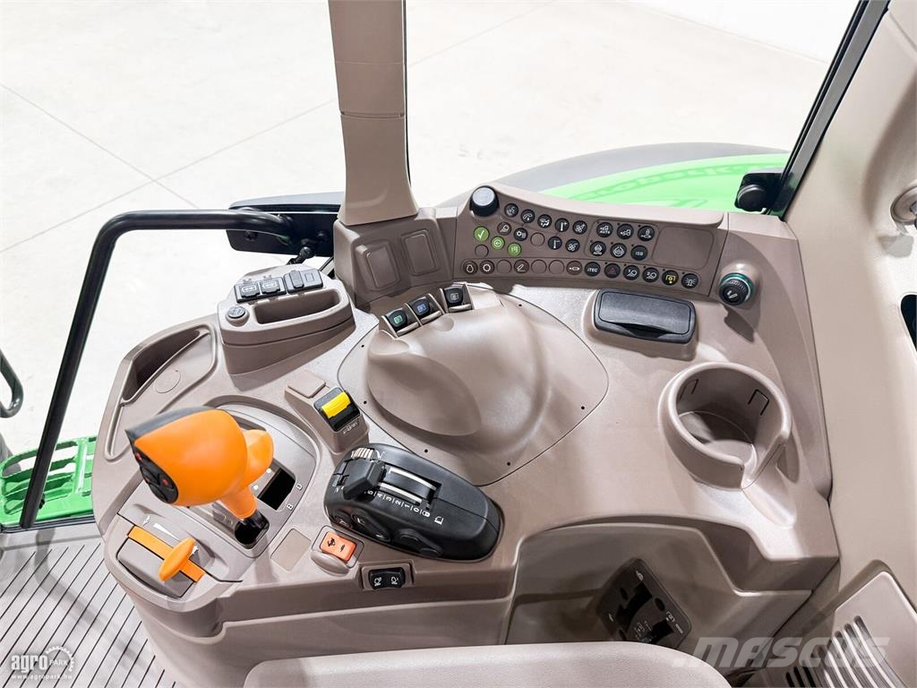 John Deere 6M 155 AutoQuad Plus 20/20 50 km/h váltó, rugózott الجرارات