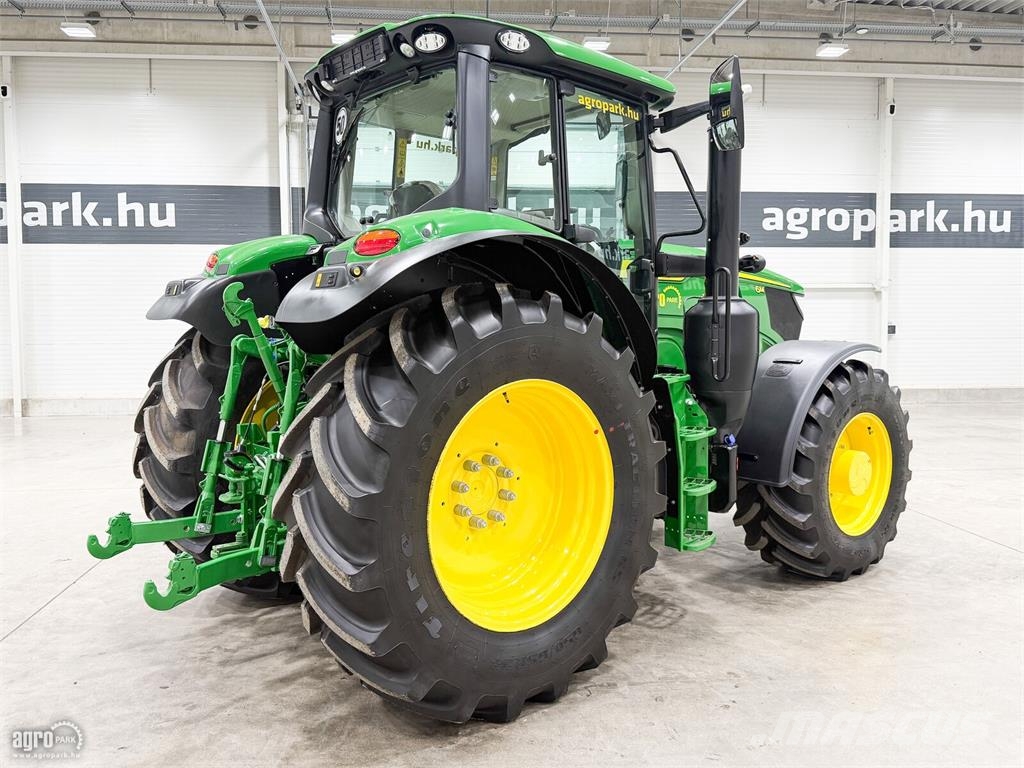 John Deere 6M 155 AutoQuad Plus 20/20 50 km/h váltó, rugózott Traktoren