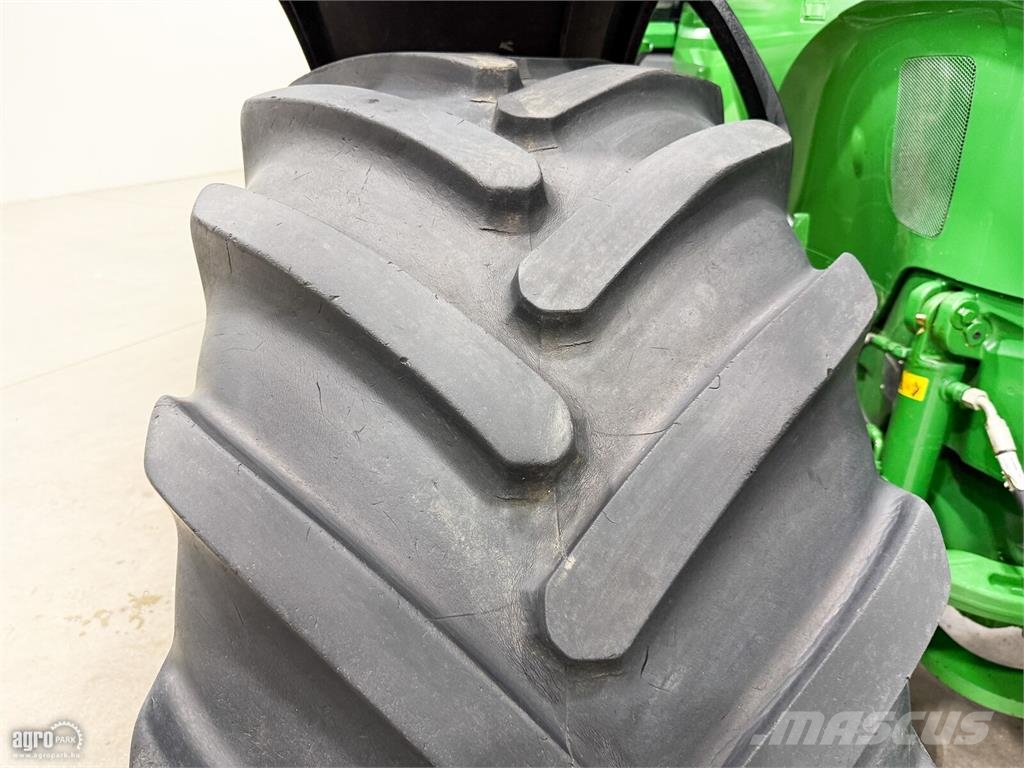 John Deere 7230R e23 Powershift 40 km/h, rugózott híd, Active الجرارات