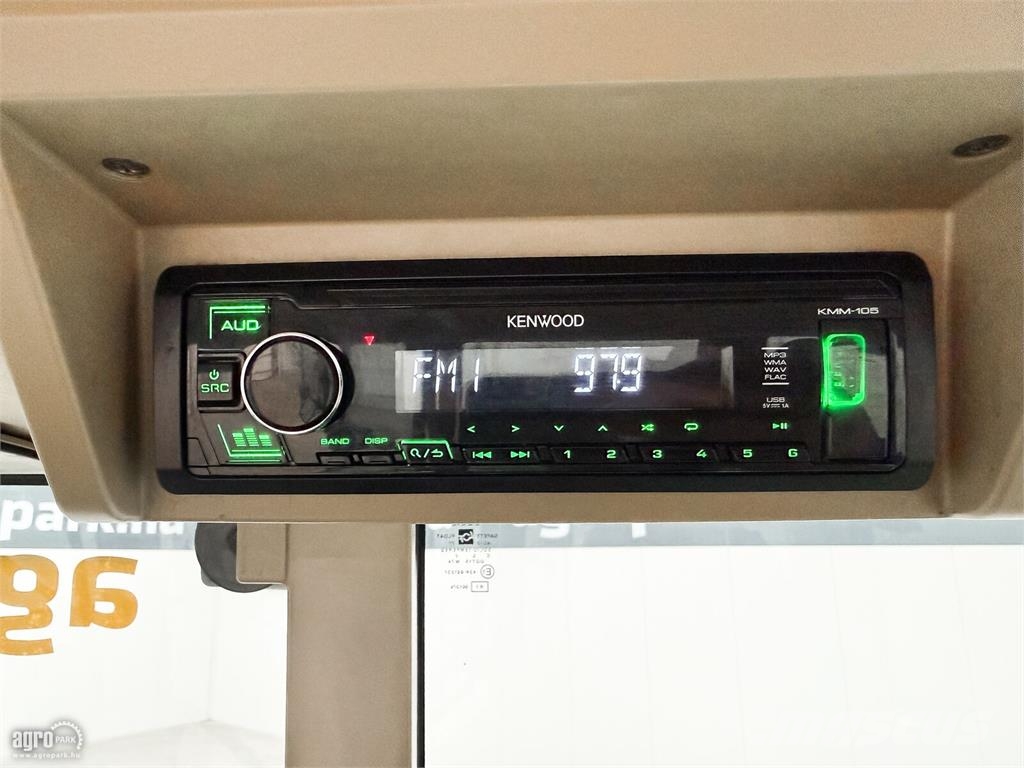 John Deere 7810 19/7 Powershift 40 km/h, légfék, 8,1 literes  الجرارات