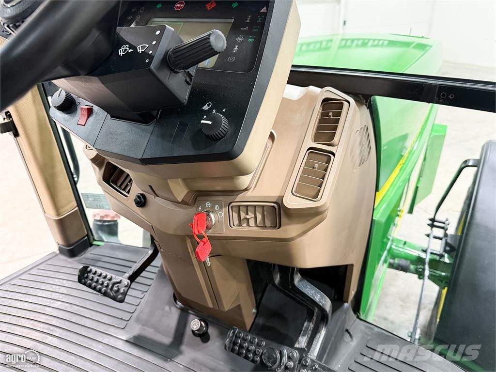John Deere 7810 19/7 Powershift 40 km/h, légfék, 8,1 literes  الجرارات