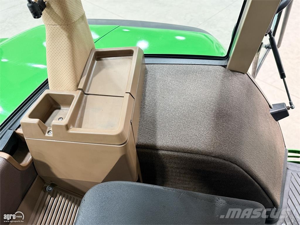 John Deere 7810 19/7 Powershift 40 km/h, légfék, 8,1 literes  الجرارات
