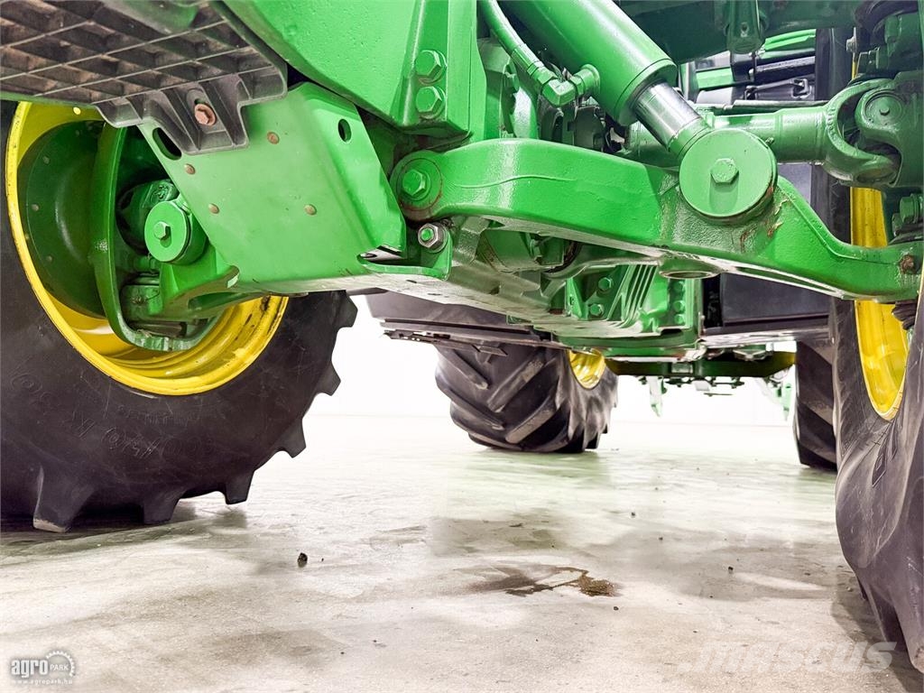 John Deere 8270R 16/5 Powershift 40 km/h, rugózott híd, rugóz الجرارات
