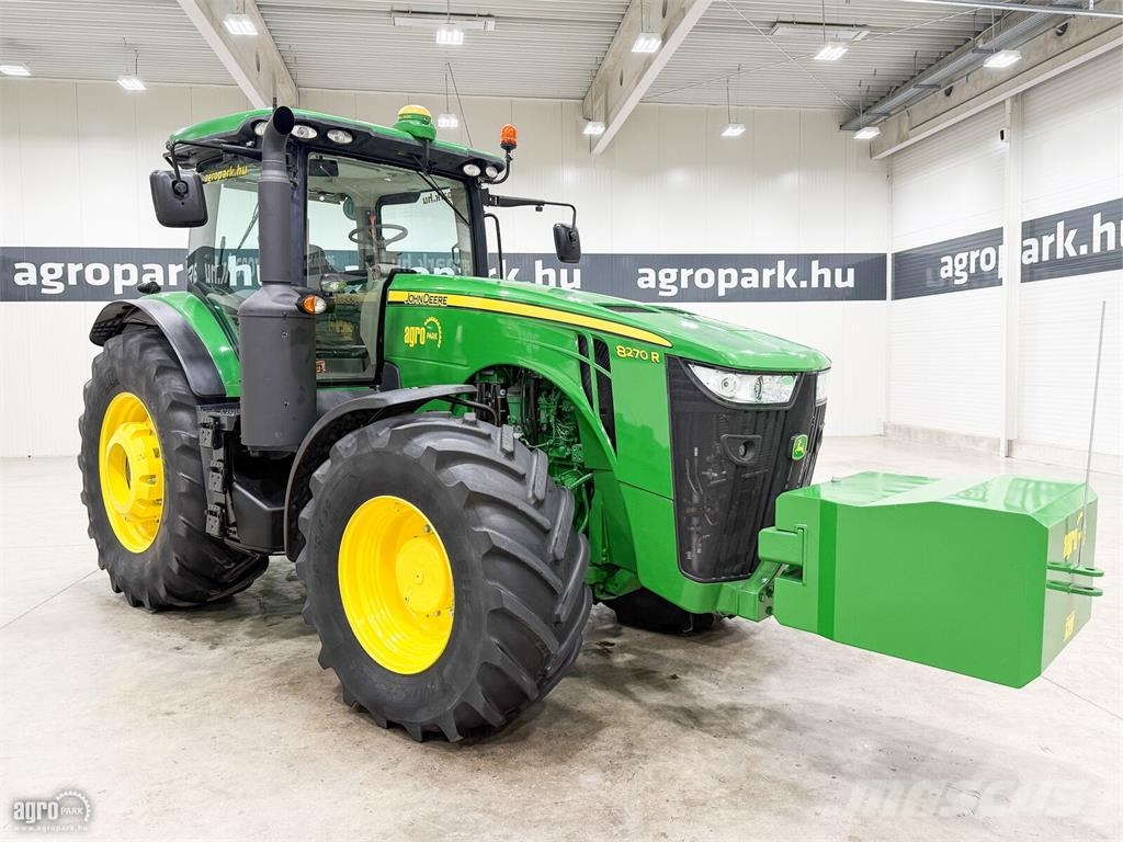 John Deere 8270R 16/5 Powershift 40 km/h, rugózott híd, rugóz الجرارات