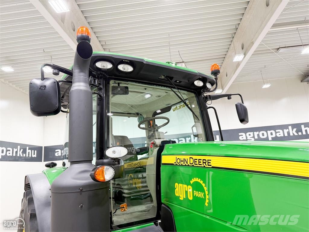 John Deere 8295R 16/5 Powershift 40 km/h váltó, rugózott híd, Traktoriai