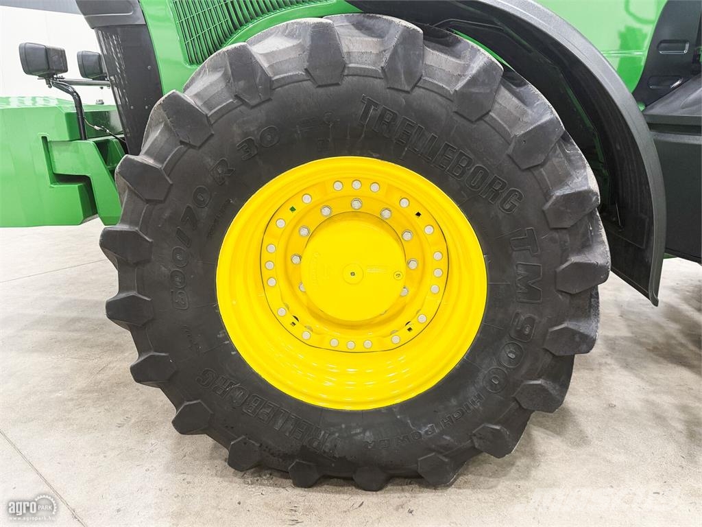 John Deere 8520 16/5 Powershift, ILS, 4 pár hidraulikakör, te Traktorok
