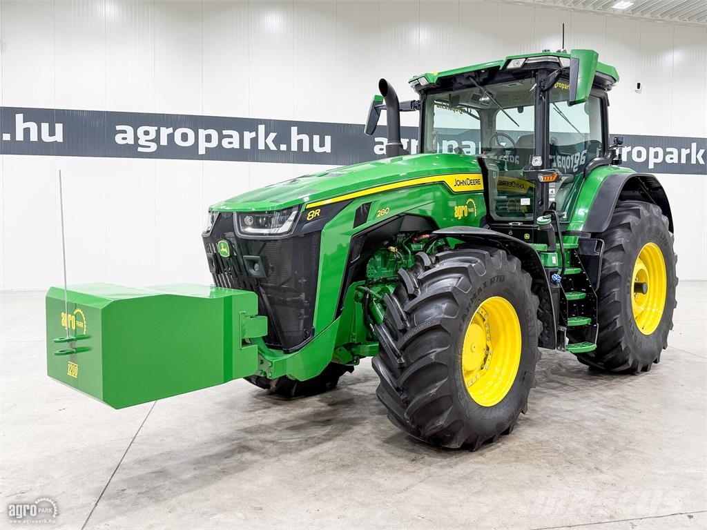 John Deere 8R 280 e23 Powershift 50 km/h váltó, rugózott híd, Traktoren