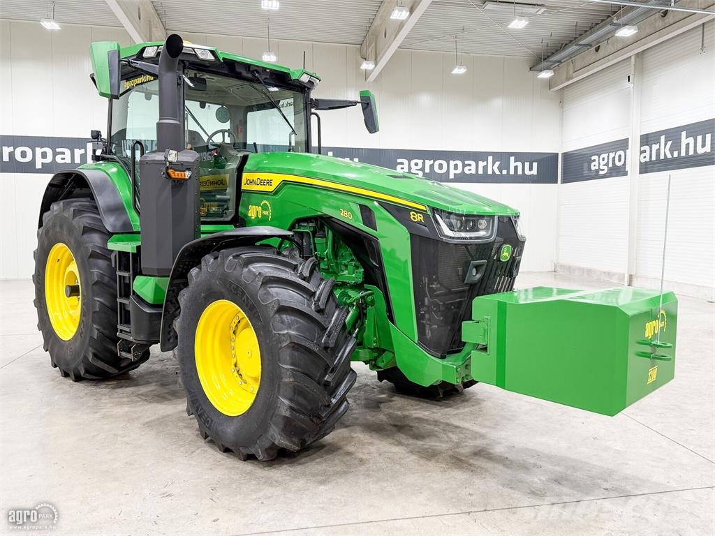 John Deere 8R 280 e23 Powershift 50 km/h váltó, rugózott híd, Traktoren