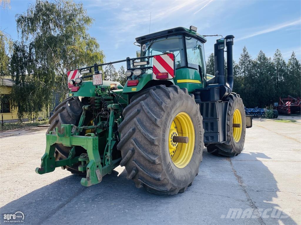 John Deere 9530 Traktori