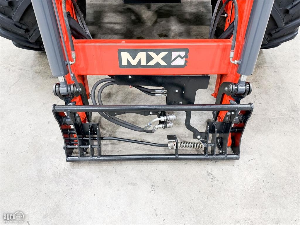 Kubota M7152 54/27 Powershift 50 km/h, rugózott híd, rugó الجرارات