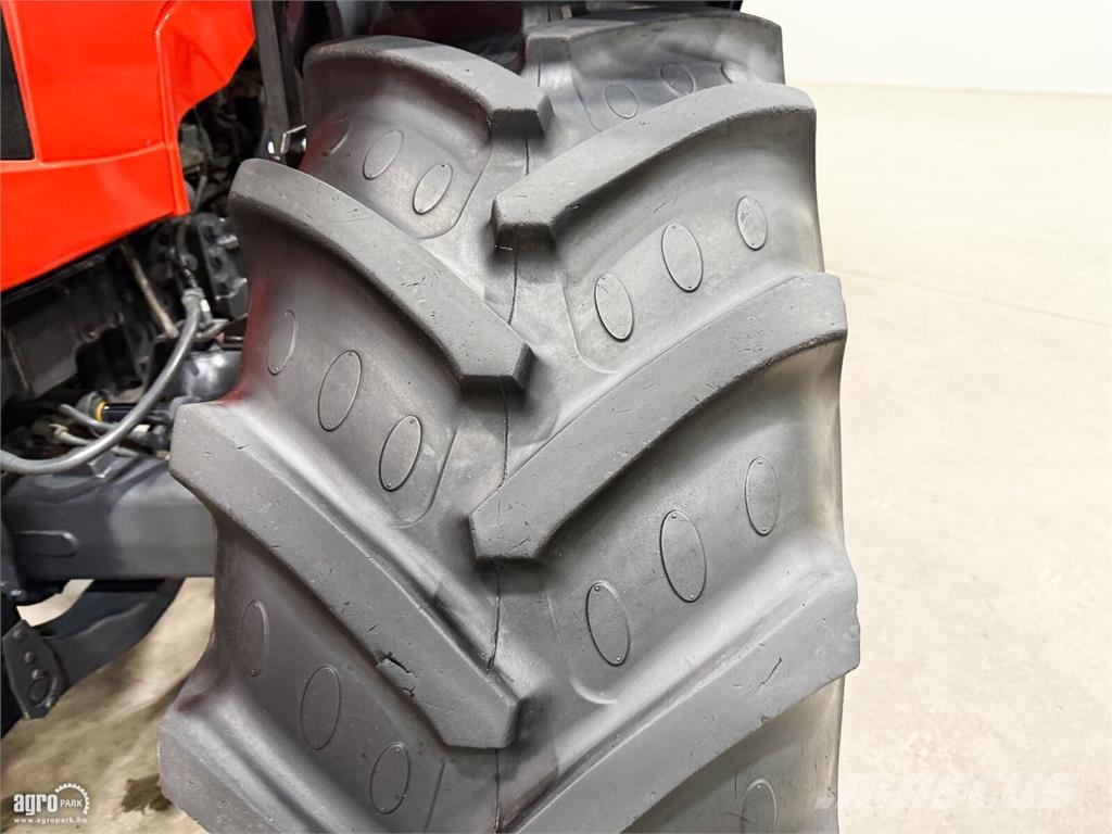 Kubota M7152 54/27 Powershift 50 km/h, rugózott híd, rugó الجرارات