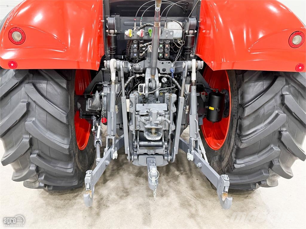 Kubota M7152 54/27 Powershift 50 km/h, rugózott híd, rugó الجرارات