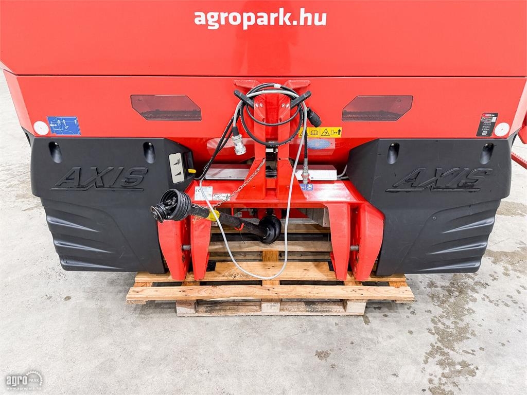 Kuhn Axis 40.2 M-EMC 3.200 literes műtrágyaszóró, EMC m Mineralgödselspridare