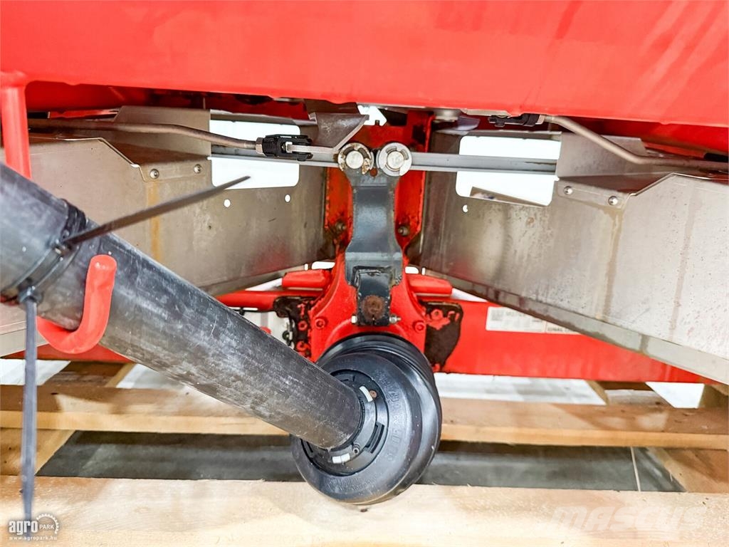 Kuhn Axis 40.2 M-EMC 3.200 literes műtrágyaszóró, EMC m Mineralgödselspridare