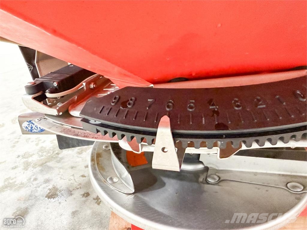 Kuhn Axis 40.2 M-EMC 3.200 literes műtrágyaszóró, EMC m Mineralgödselspridare