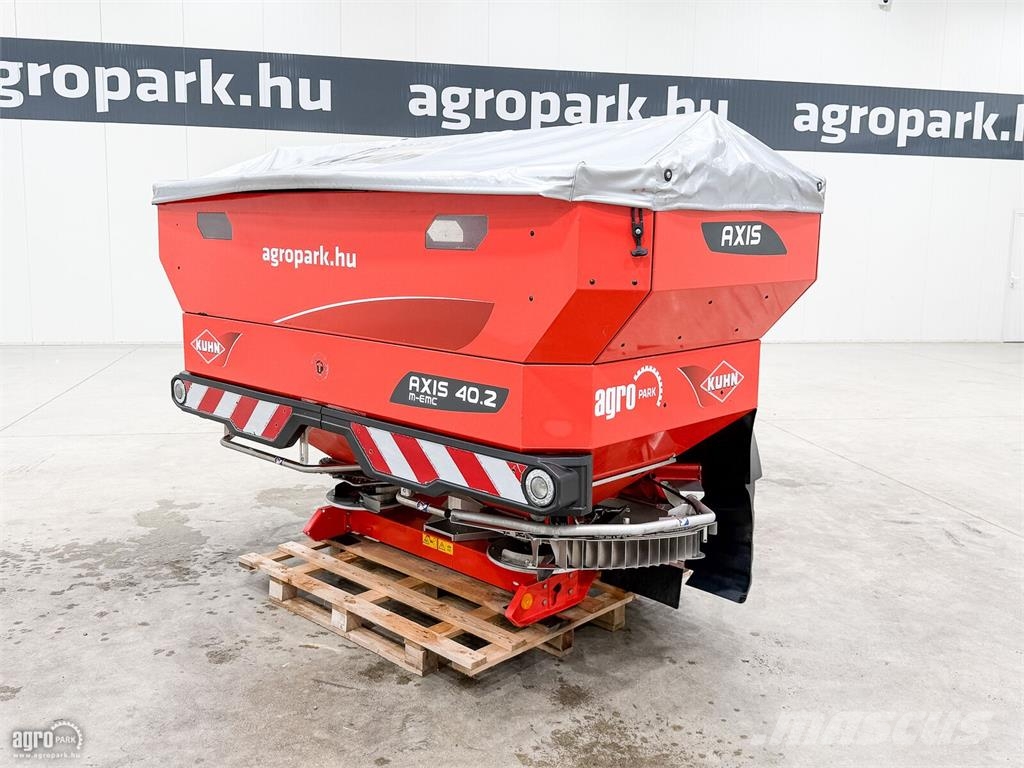 Kuhn Axis 40.2 M-EMC 3.200 literes műtrágyaszóró, EMC m Mineralgödselspridare