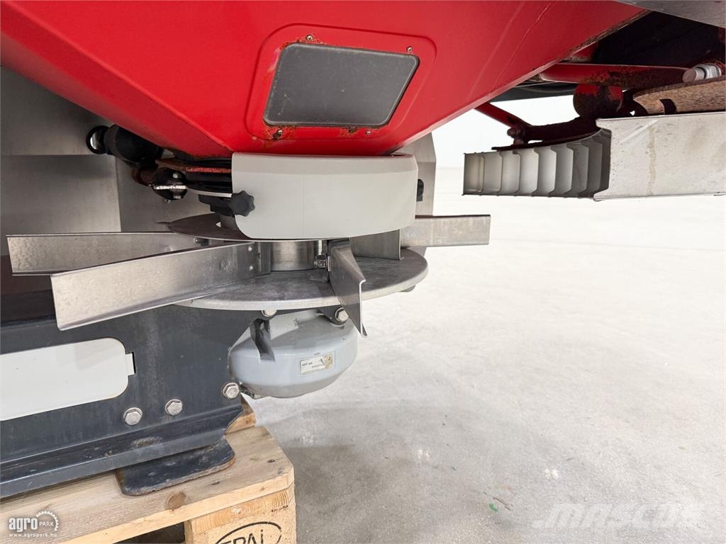 Kverneland RO-EDW 3.450 literes műtrágyaszóró, mérlegrendszer Mineral spreaders