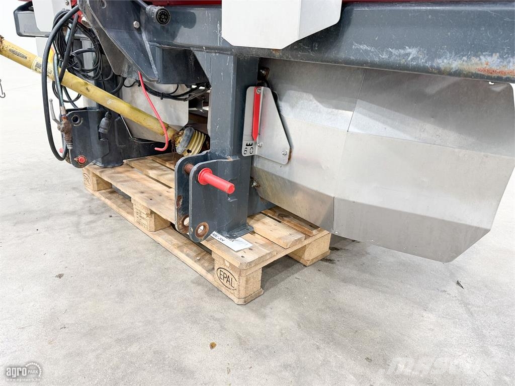 Kverneland RO-EDW 3.450 literes műtrágyaszóró, mérlegrendszer Mineral spreaders