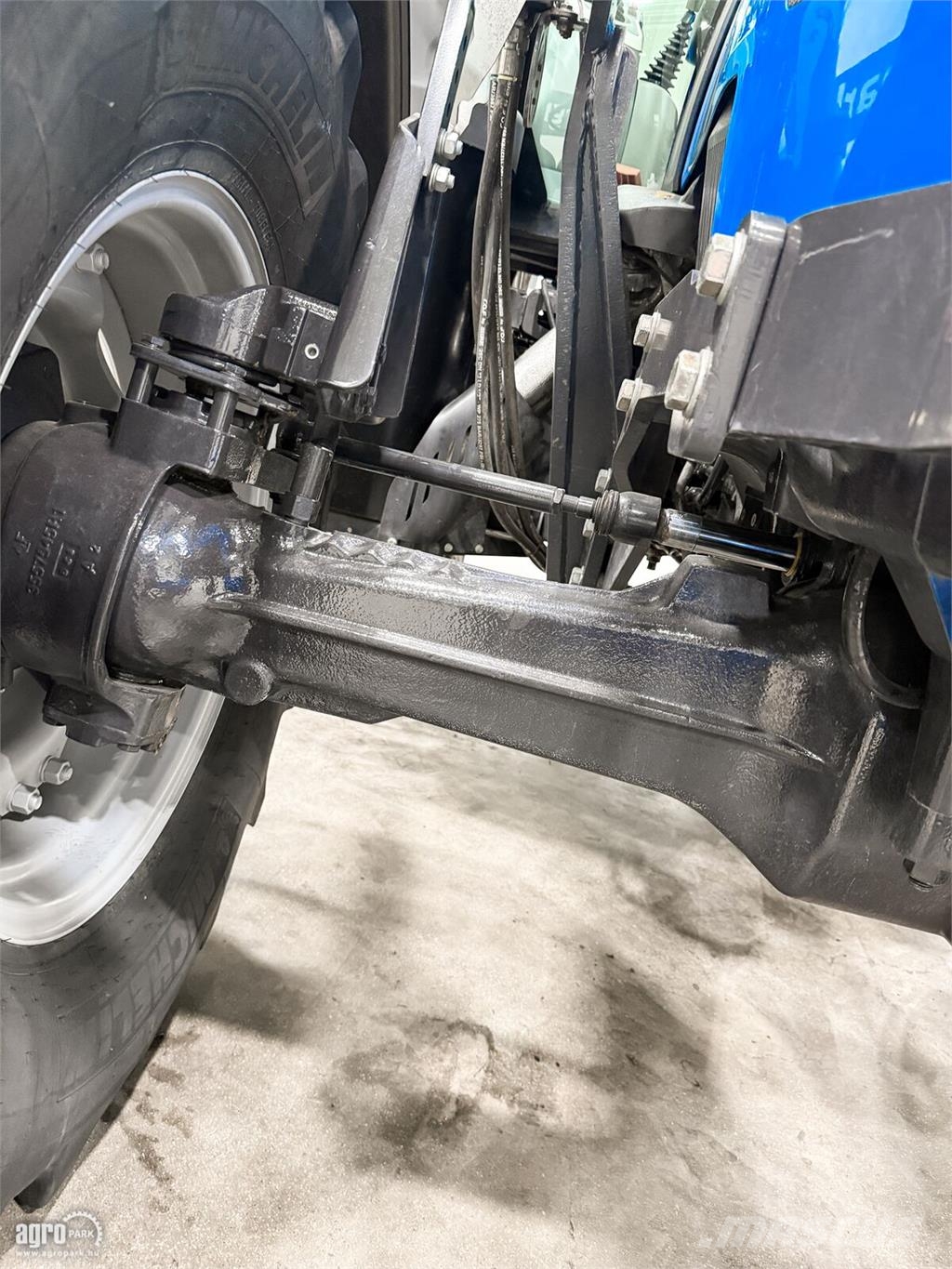 Landini 6-130C Powershift, rug. fülke, rakodó, 5 pár hidr. Traktorok