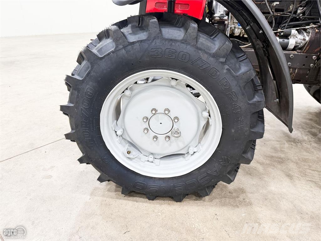 MTZ 820.2 egyenes híd, piros rendszám, 18.600 kg vonta Traktori