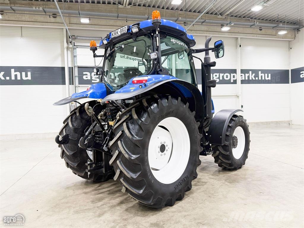 New Holland T6040 Elite 17/16 Electro Command, rugózott híd, r Traktory
