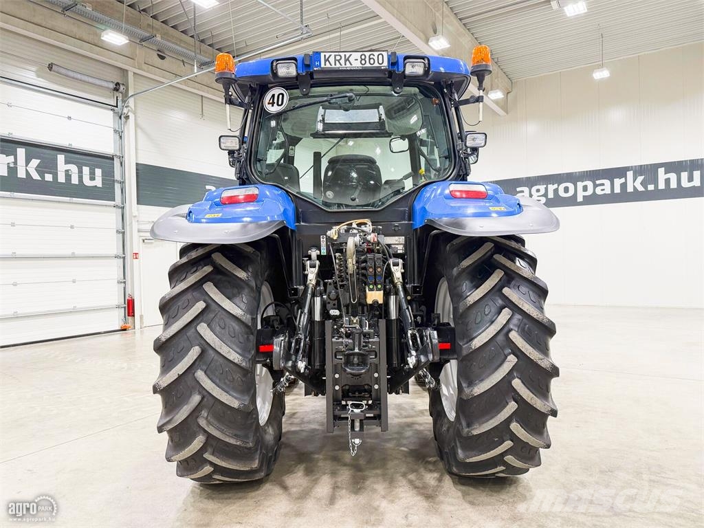 New Holland T6040 Elite 17/16 Electro Command, rugózott híd, r Traktory