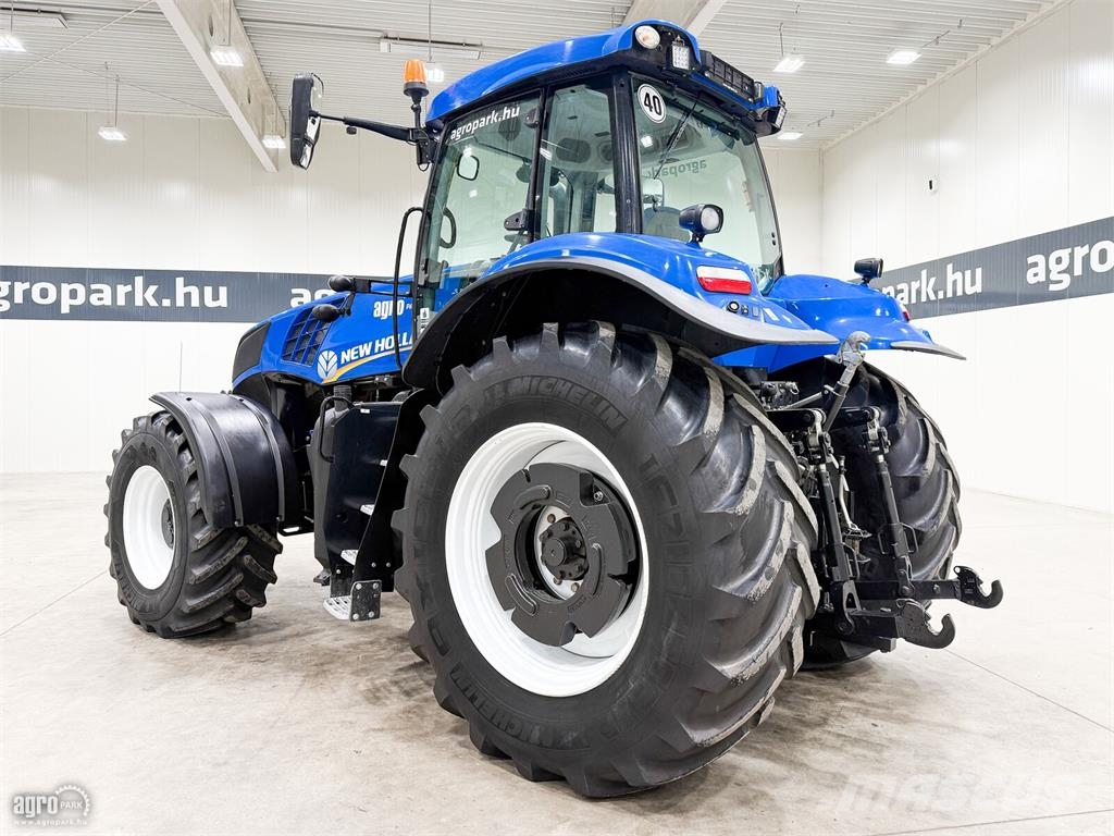 New Holland T8.360 19/4 Eco 40 km/h váltó, rugózott híd, rugóz Traktorok
