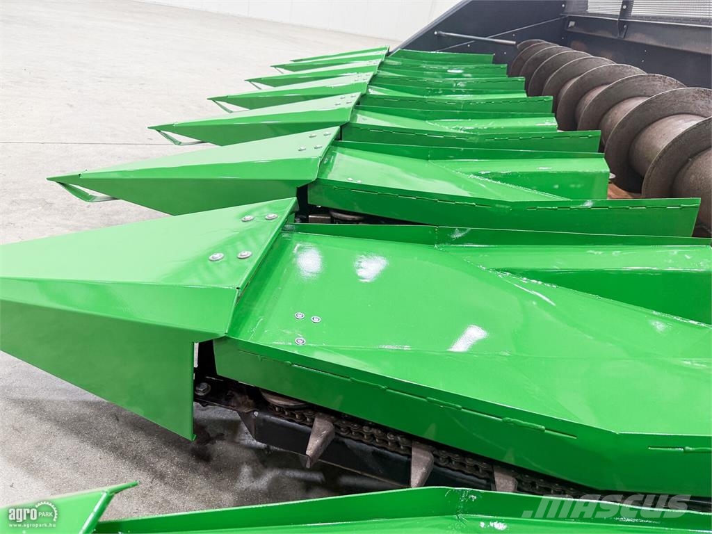 Oros Sun 12R 12 soros napraforgó vágóasztal, John Deere رؤوس الحصادات الدراسات
